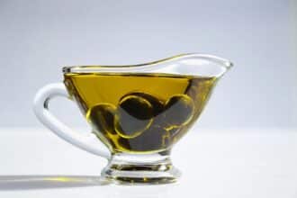 Conso. Comment choisir une huile d'olive de qualité