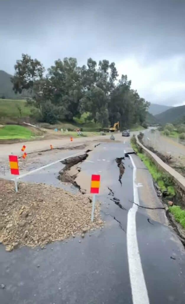 Affaissement de la chaussée sur la RN13 au PK45 entre Ouezzane et Chefchaouen après de fortes pluies