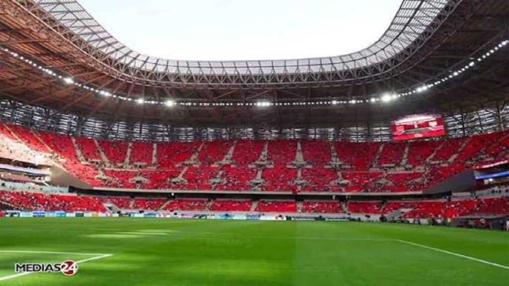 Intérieur d’un stade marocain préparé pour la Coupe d’Afrique des Nations 2025.