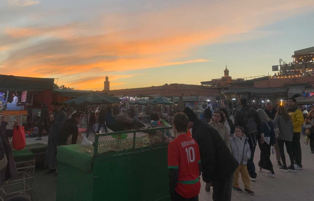 Jemaâ El Fna pendant la CAN : la place en deux temps