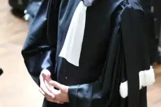 Avocats. Ce que prévoit le texte qui pousse les robes noires à la grève