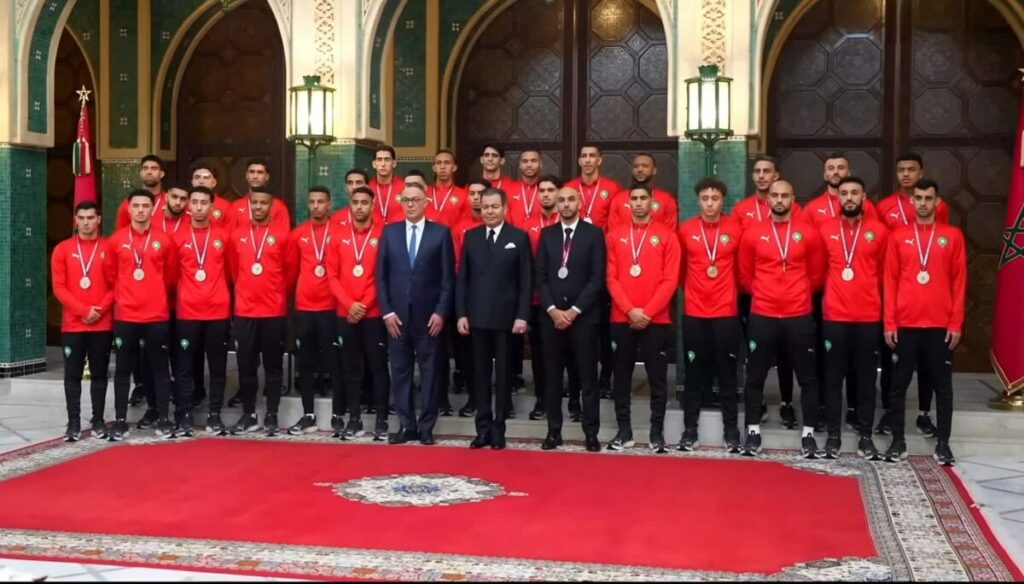 Sur instructions royales, le Prince Moulay Rachid reçoit l’équipe nationale de football