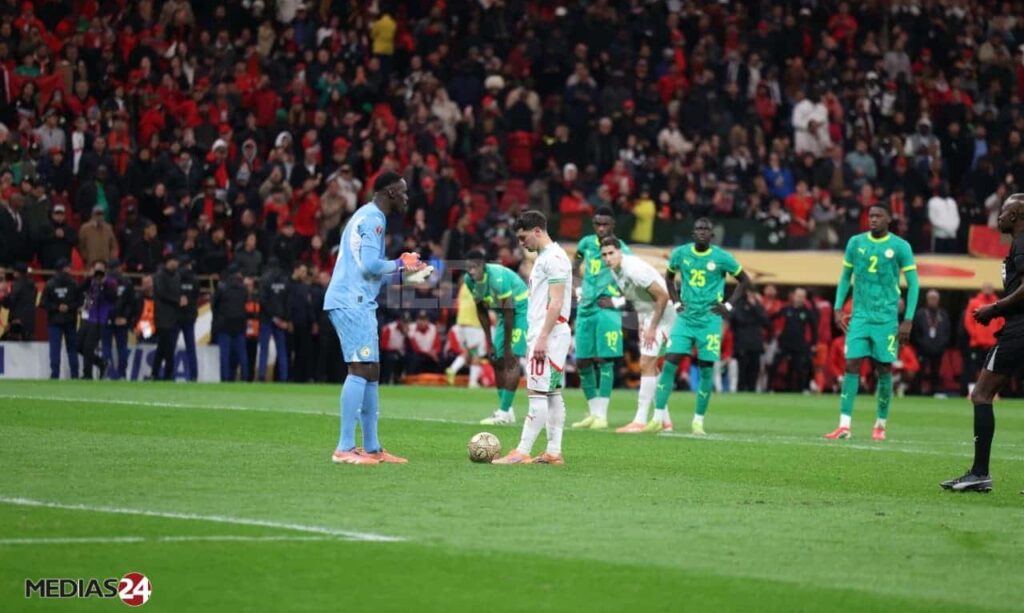 Panenka ratée, puis les voix s’élèvent : salve de soutien à Brahim Diaz