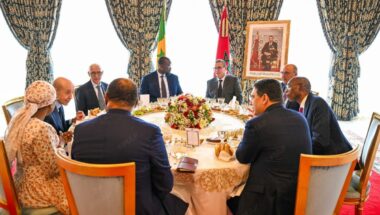 Le Roi offre un déjeuner en l’honneur du Premier ministre sénégalais et de la délégation l’accompagnant