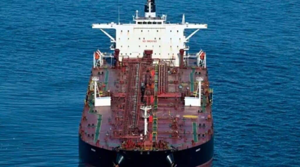 Un pétrolier sanctionné par l’UE escorté jusqu’au port de Tanger Med.
