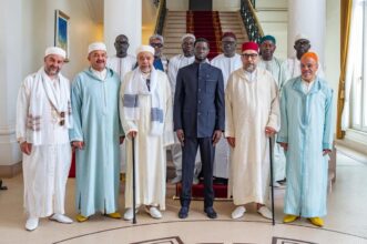 Maroc-Sénégal : le patron de la Tijaniyya reçu avec les honneurs par le président Faye