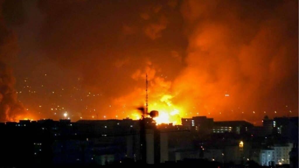 Guerre Iran-Israël au 10e jour : frappes sur Israël, Téhéran, Beyrouth et flambée du pétrole