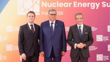 Nucléaire : Akhannouch représente le Roi au sommet international lancé par Macron à Paris