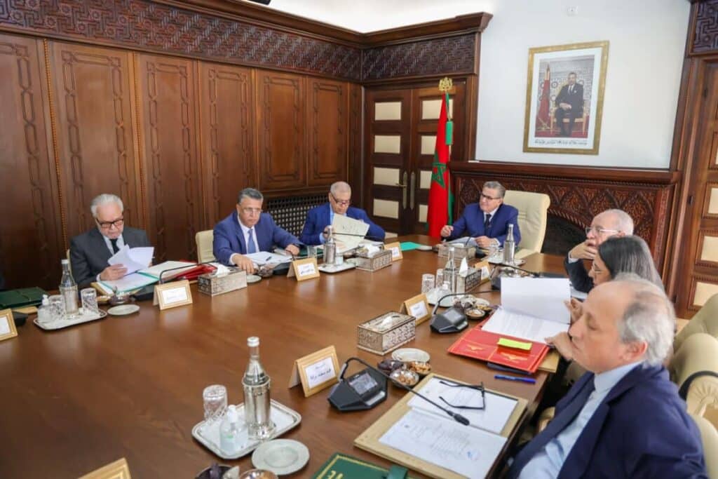 Le Conseil de gouvernement a décidé de relever le plafond des dépenses électorales à 600.000 dirhams par candidat.