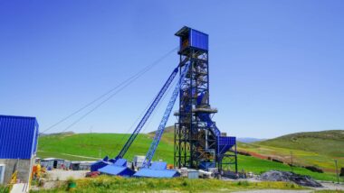 Ayrad Group acquiert indirectement 37,04% de CMT pour 130 millions de dollars