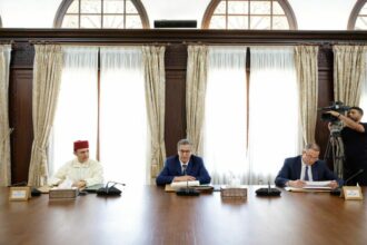 Dialogue social. À quelques jours de la session d’avril 2026, les syndicats et le gouvernement toujours sans cap