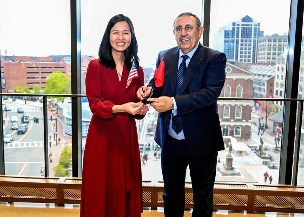 Diplomatie sportive : Youssef Amrani inspecte les stades du Mondial 2026 aux États-Unis