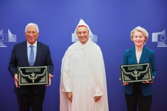 Ahmed Réda Chami présente ses lettres de créance à Antonio Costa et à Ursula von der Leyen